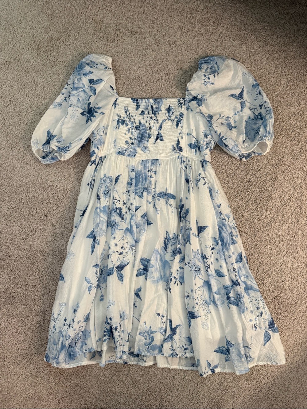 Blue and White Floral Puff-Sleeve Dress